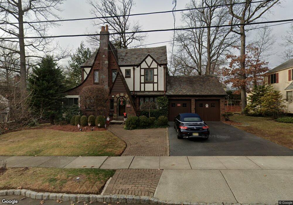 141 Belvidere Ave, Fanwood, NJ 07023 - photo 1