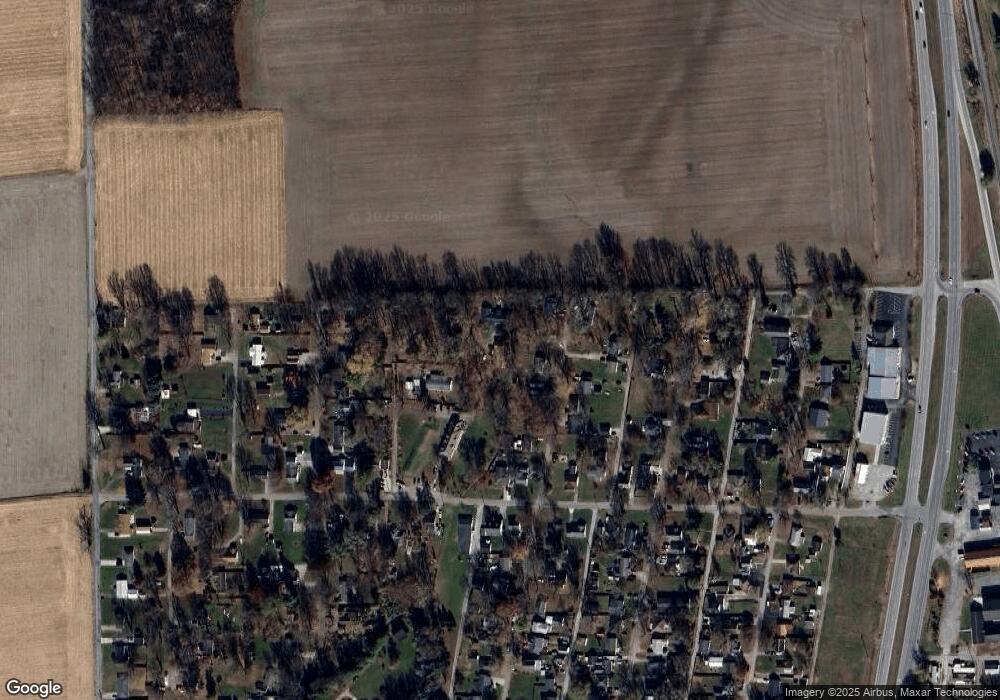 5226 Adkins St, Columbus, IN 47201 - photo 1