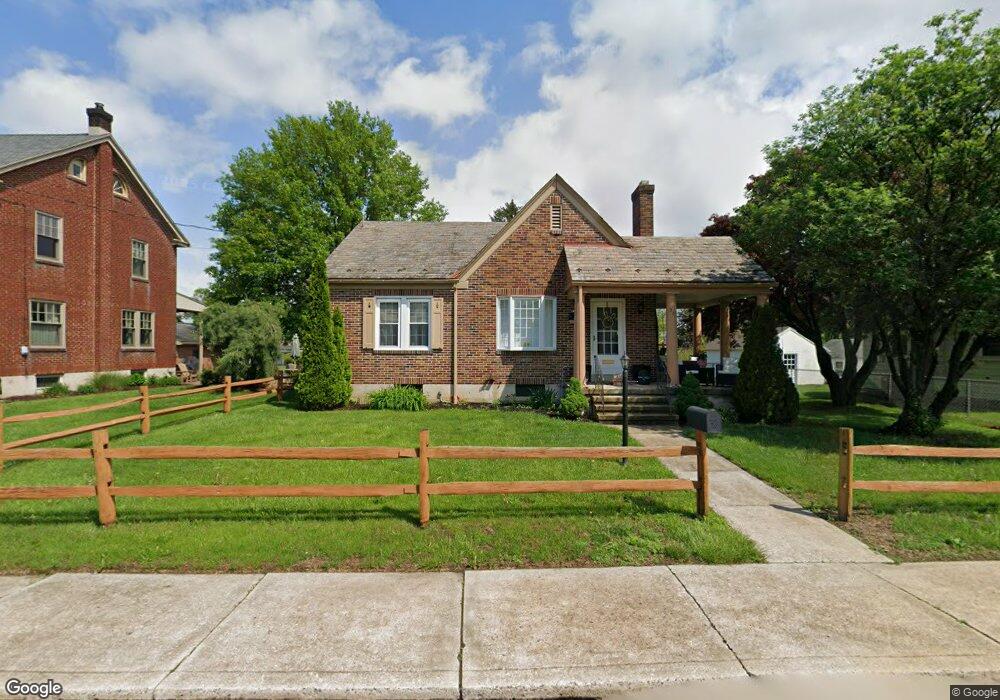 221 E Noble Ave, Shoemakersville, PA 19555 - photo 1