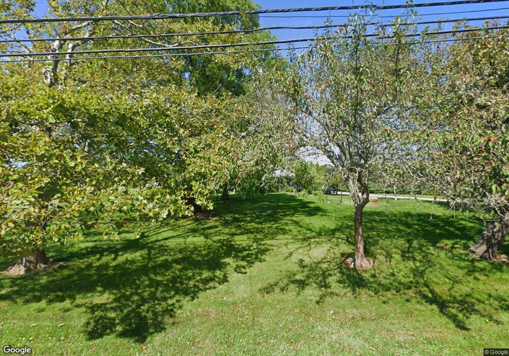 461 W Main Rd, Little Compton, RI 02837 - photo 1