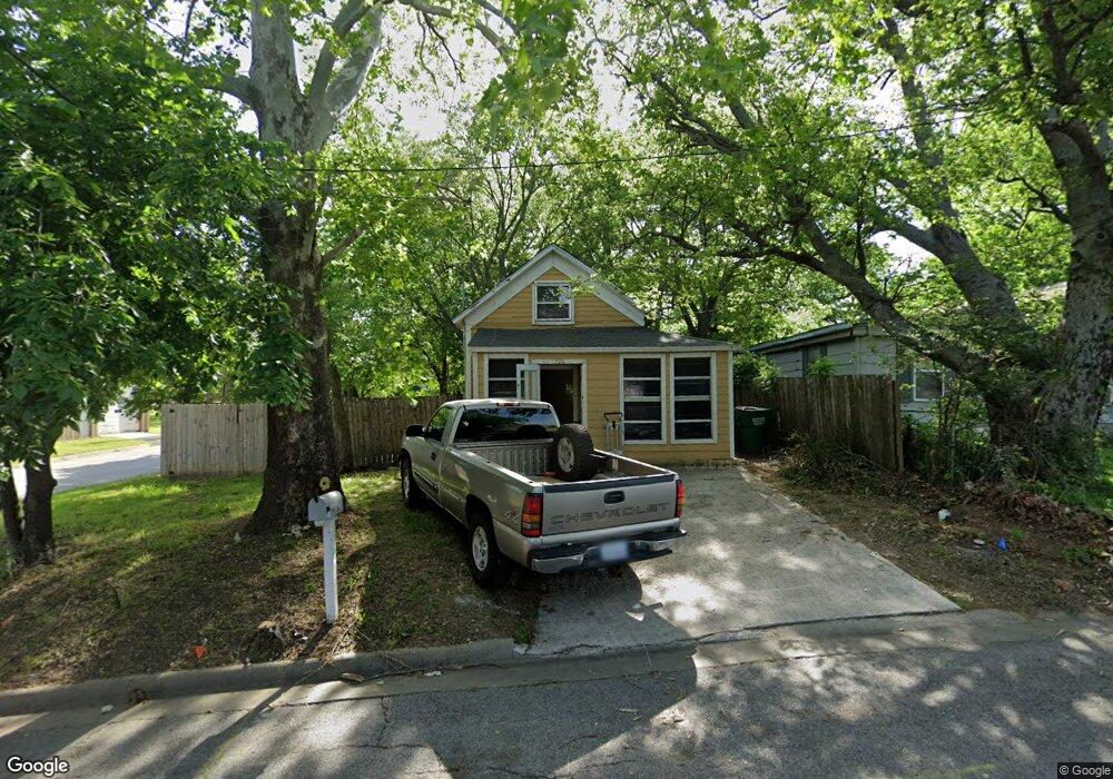 724 Mccrary St, Gainesville, TX 76240 - photo 1