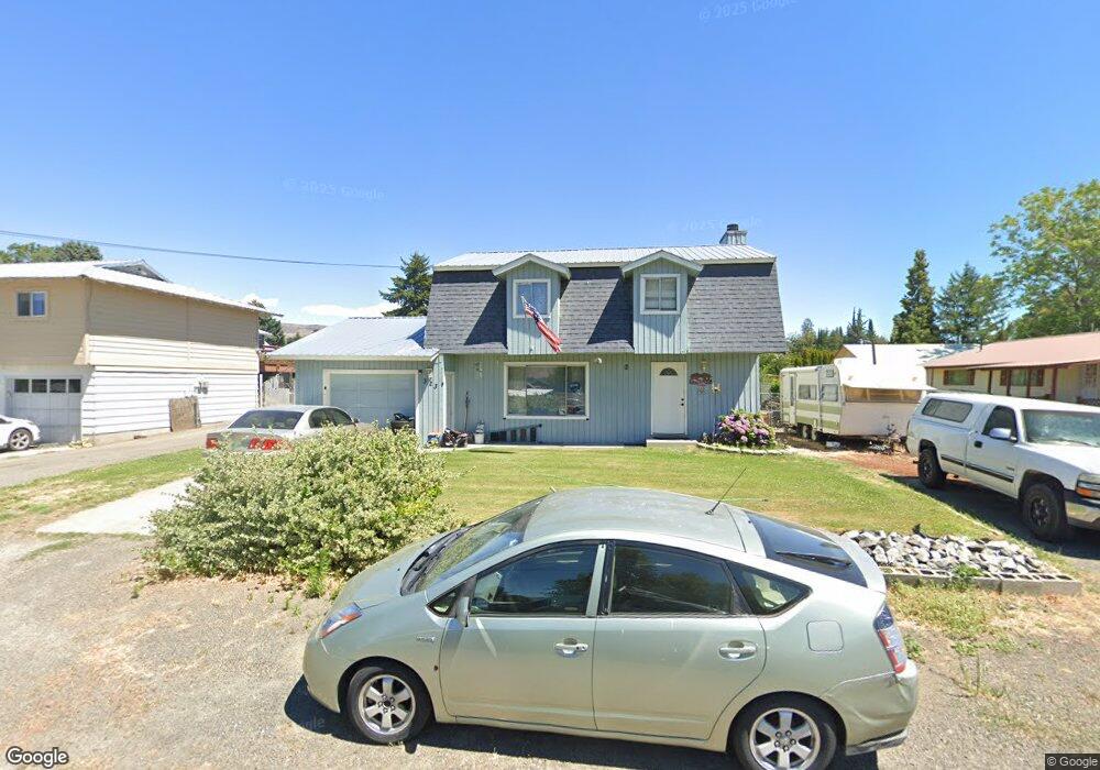 323 N June Ave, East Wenatchee, WA 98802 - photo 1