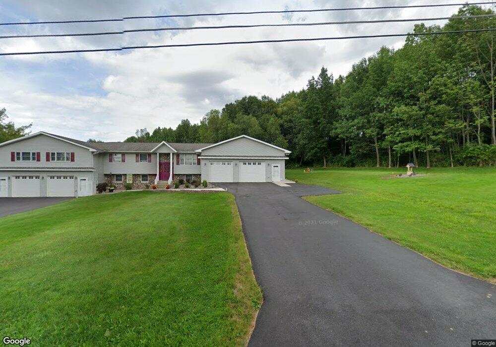 365 Arnolds Rd, Jermyn, PA 18433 - photo 1