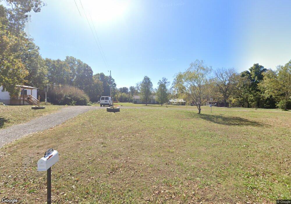 879 Old Center Church Rd, Shelbyville, TN 37160 - photo 1