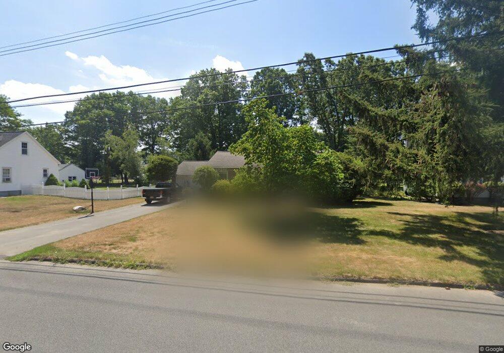 102 Dahlia St, Schenectady, NY 12306 - photo 1