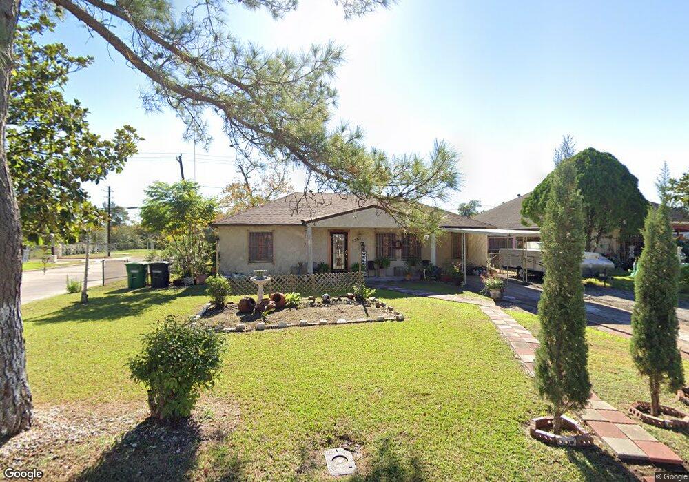 7354 Lakehurst Dr, Houston, TX 77087 - photo 1