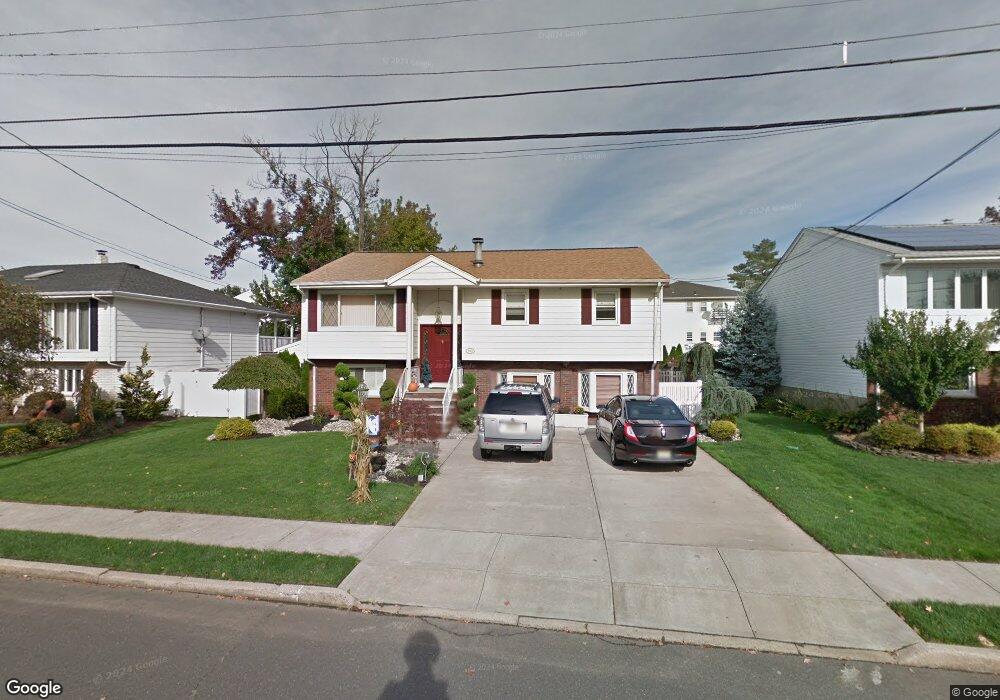 353 Maple St, Moonachie, NJ 07074 - photo 1