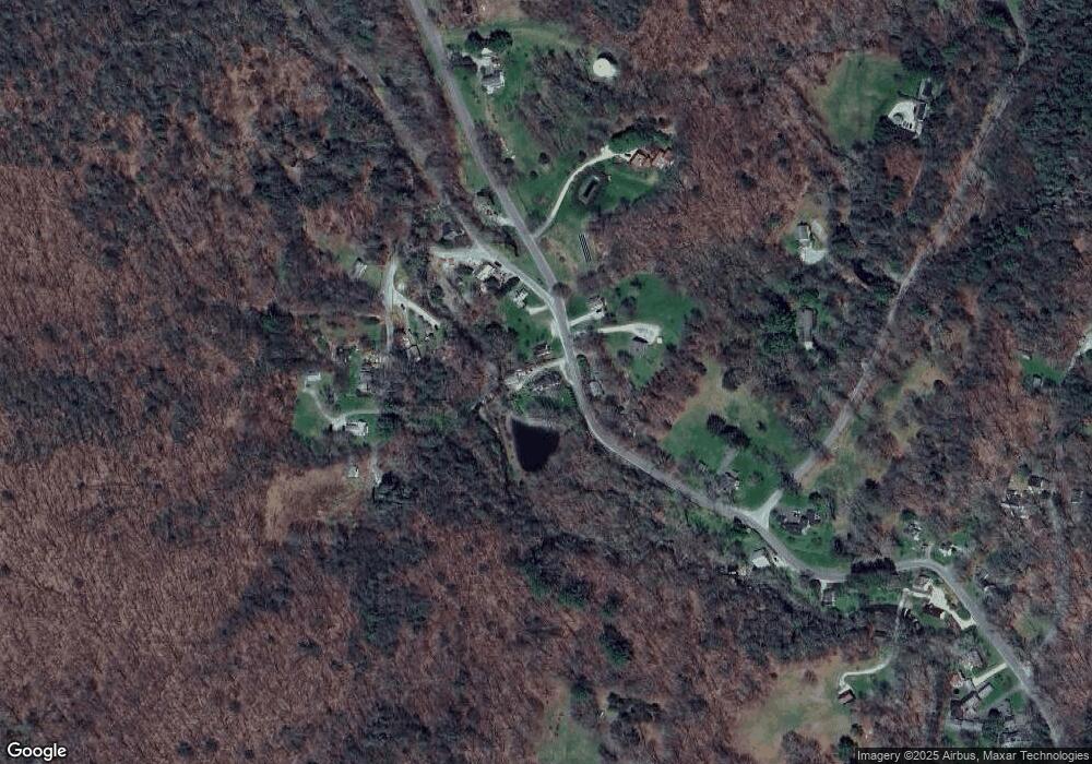 138 Factory St, Salisbury, CT 06068 - photo 1