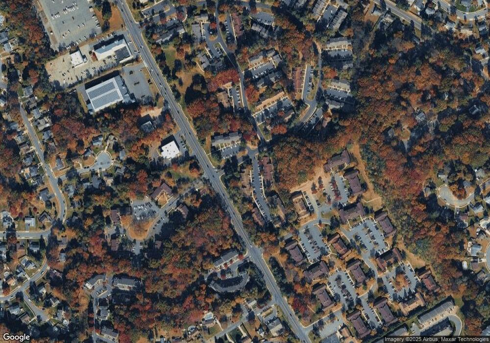 310 Gloucester Ct, Matawan, NJ 07747 - photo 1