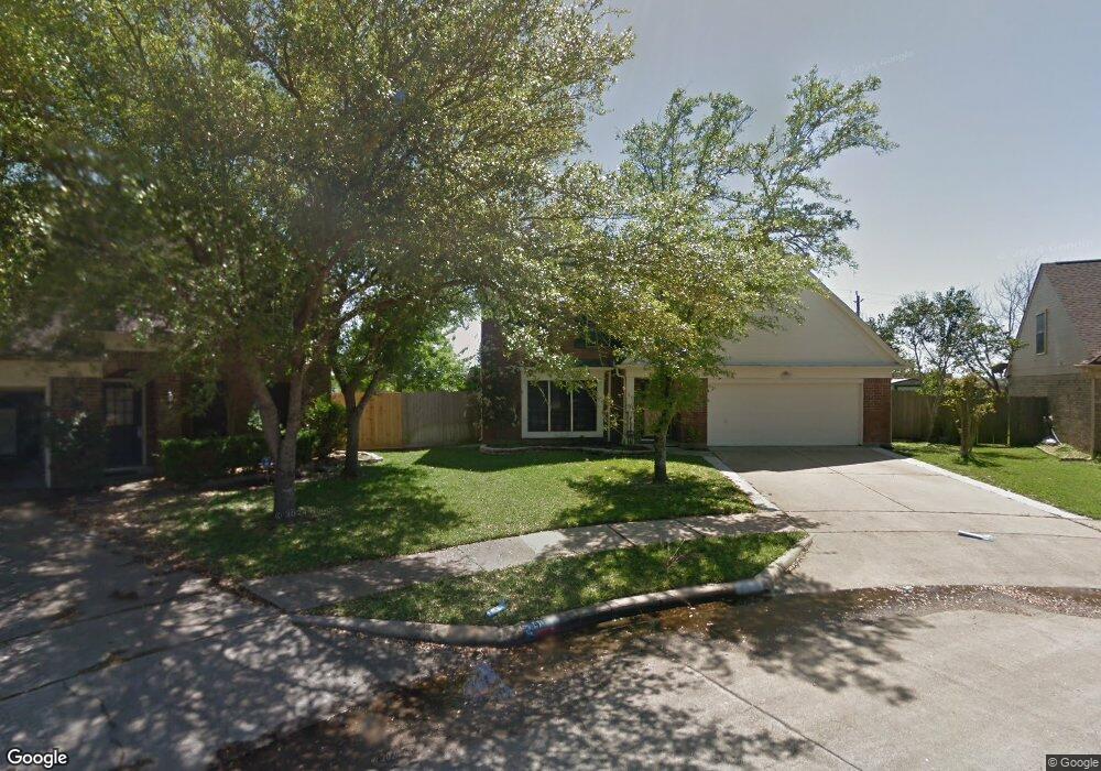 4016 Cedarwood Dr, Pearland, TX 77584 - photo 1