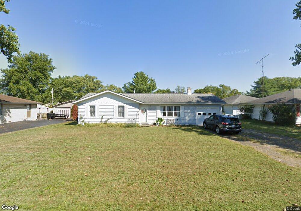 548 Collier St, Columbus, IN 47201 - photo 1