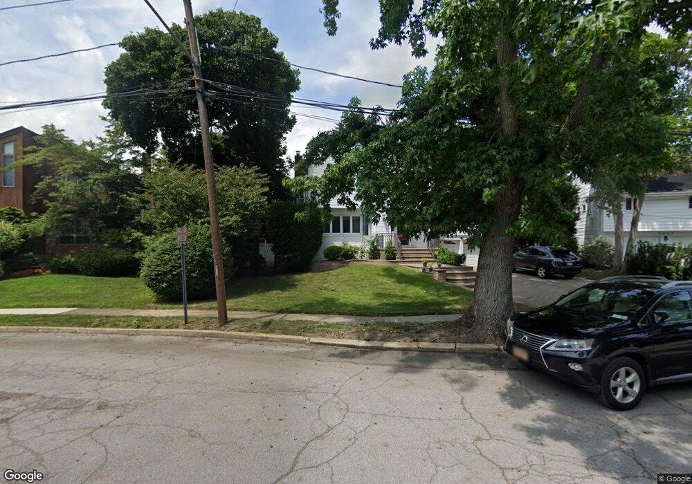 2035 Ripley Ln, Merrick, NY 11566 - photo 1