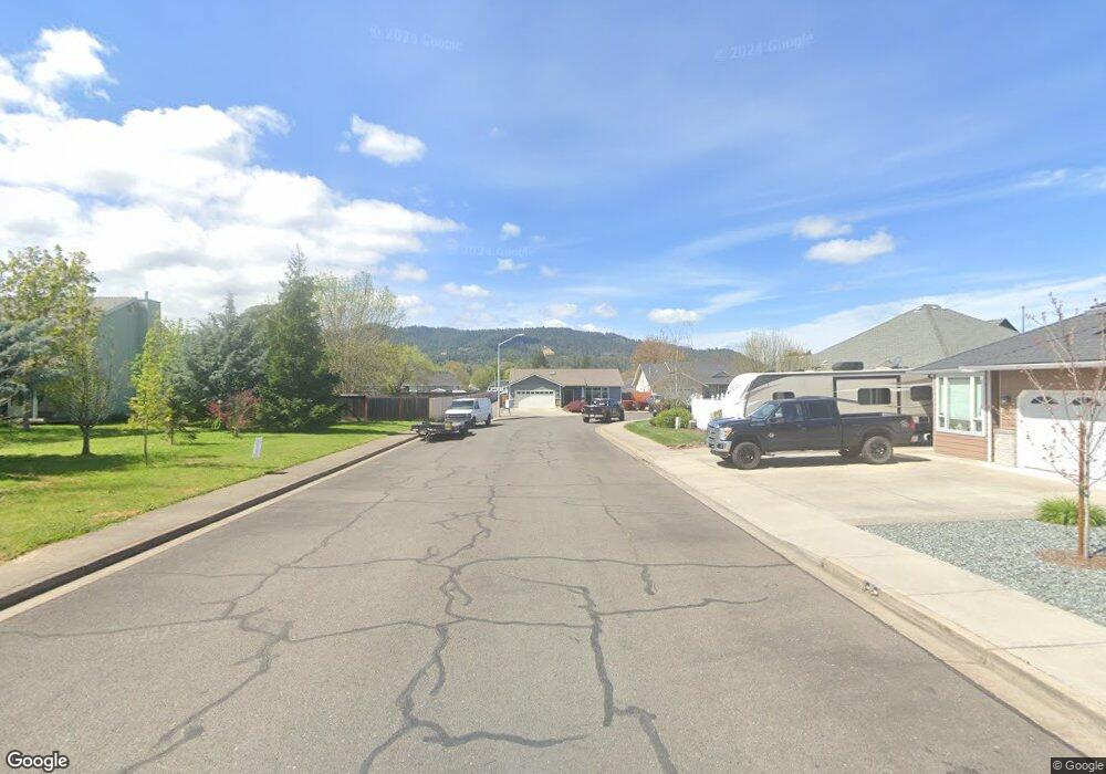 520 Diego Ct, Central Point, OR 97502 - photo 1