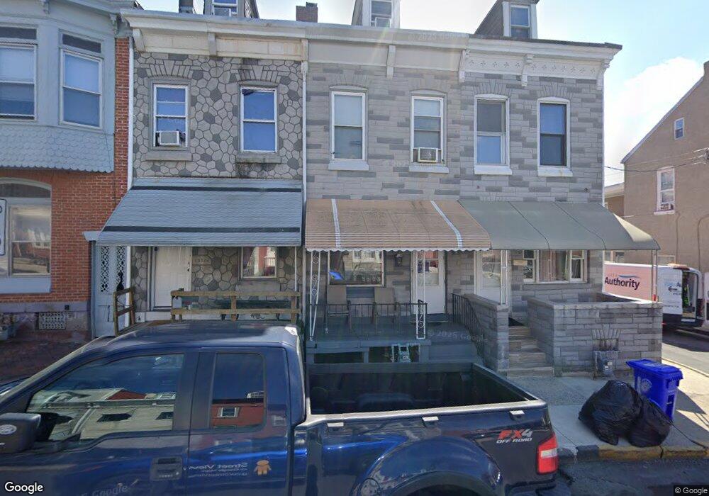 1030 Buttonwood St, Reading, PA 19604 - photo 1