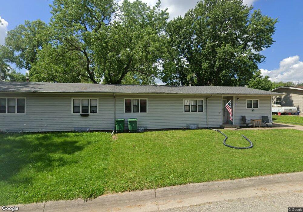 6725 SW Briarmeade Ln, Topeka, KS 66619 - photo 1
