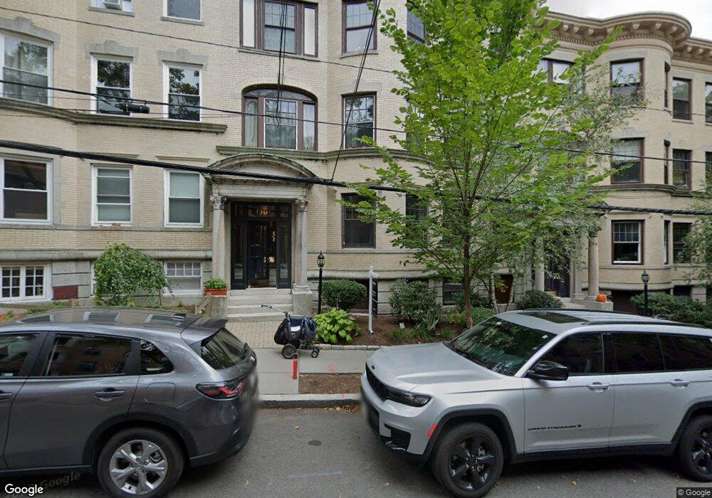 130 Fuller St unit 2, Brookline, MA 02446 - photo 1