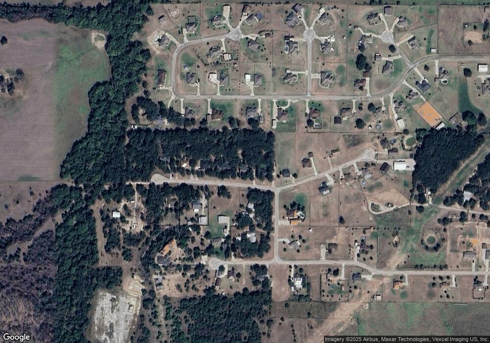 304 W Arbor Ct, Springtown, TX 76082 - photo 1