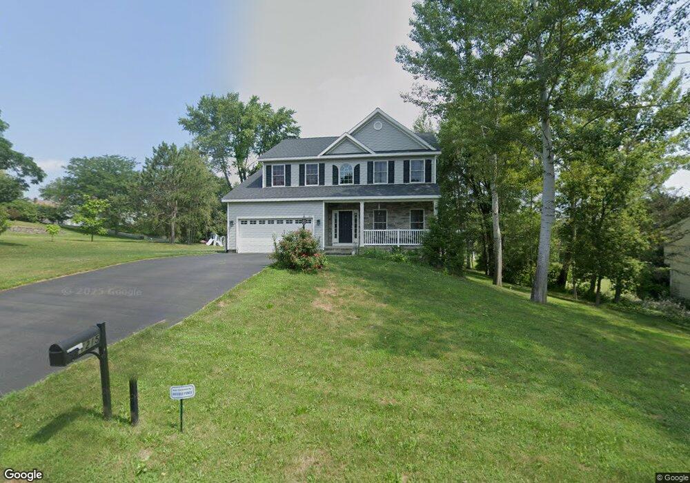 1215 Carlyle Dr, Schenectady, NY 12309 - photo 1