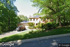 9128 Vendome Dr, Bethesda, MD 20817