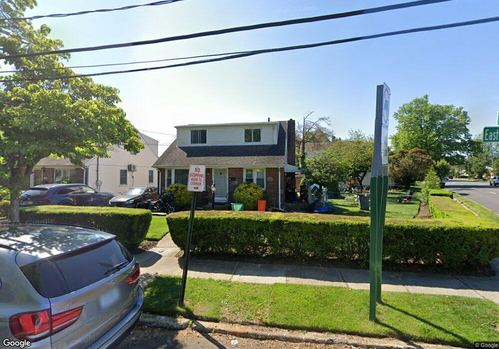 7 E Jefferson Ave, Mineola, NY 11501 - photo 1