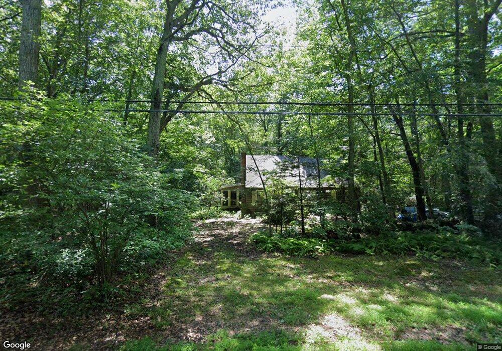 11 Burr Rd, Old Lyme, CT 06371 - photo 1