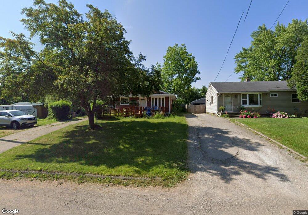 1079 W Cass Ave, Flint, MI 48505 - photo 1