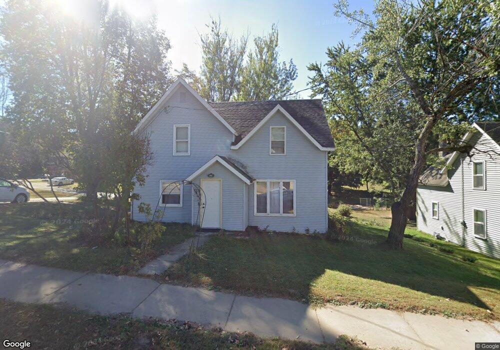 1222 14th Ave E, Menomonie, WI 54751 - photo 1