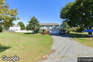 56 Trout Dr, Middletown, RI 02842