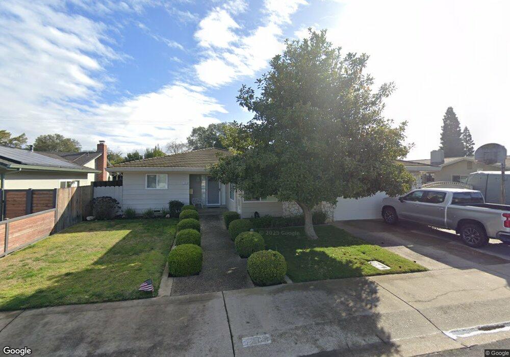 1208 Devine Dr, Lodi, CA 95240 - photo 1