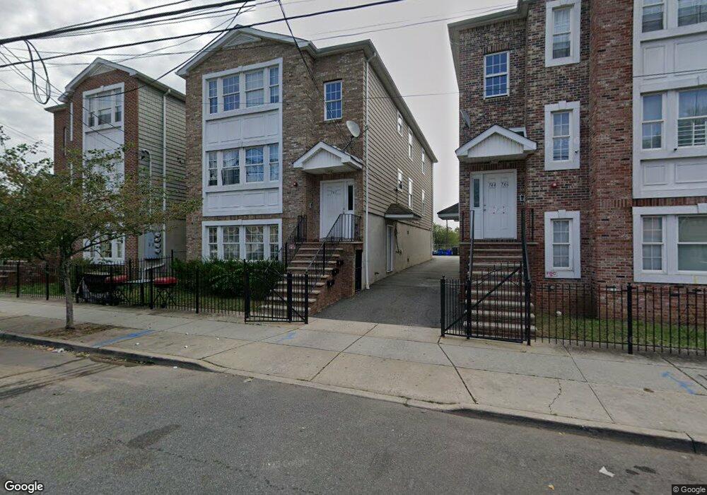 742 S 11th St, Newark, NJ 07103 - photo 1