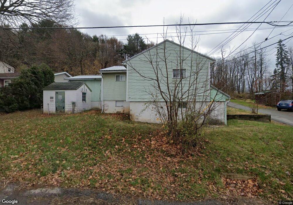 496 Maple St, Indiana, PA 15701 - photo 1