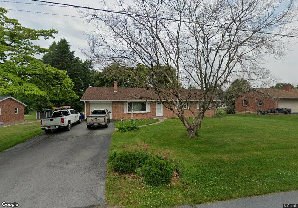 2349 High Ave, Chambersburg, PA 17201 - photo 1