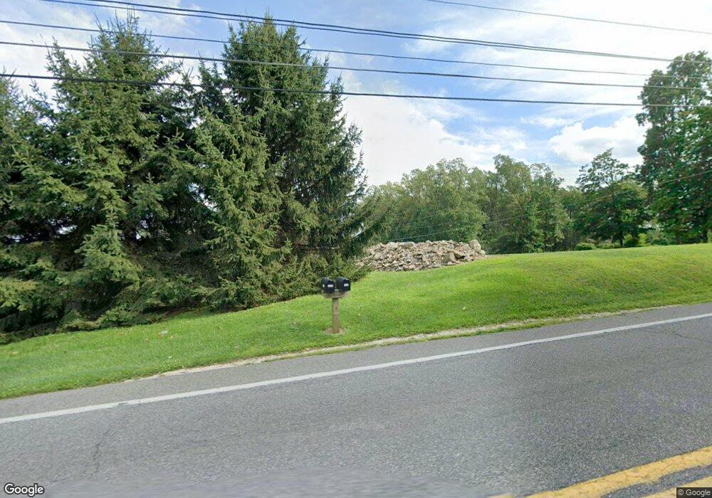 3091 Pricetown Rd, Temple, PA 19560 - photo 1