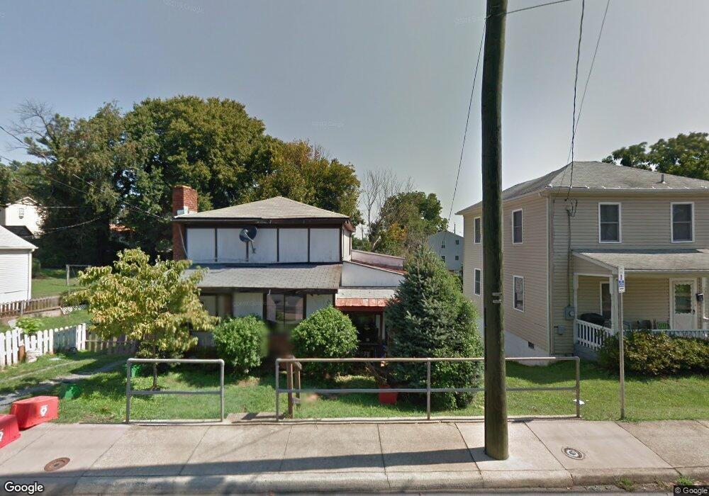 925 Charlton Ave, Charlottesville, VA 22903 - photo 1