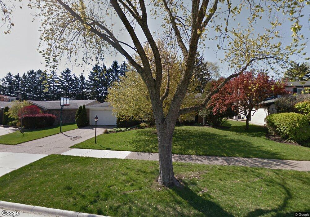 3929 Michael Ln, Glenview, IL 60026 - photo 1