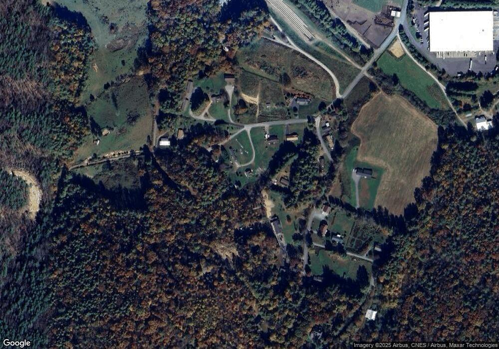 183 Alex Wellborn Rd unit 185, Deep Gap, NC 28618 - photo 1