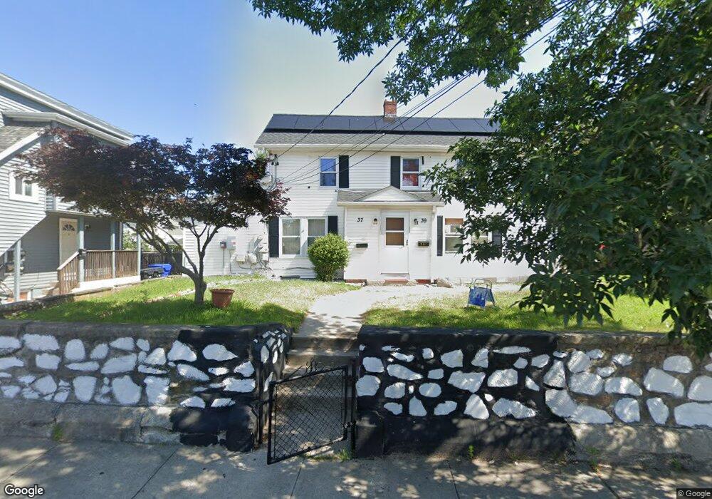 39 Harrison St, Pawtucket, RI 02860 - photo 1