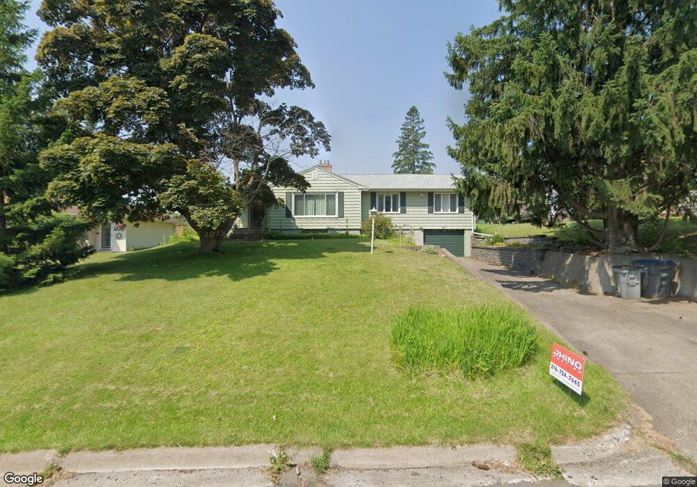 815 N 40th Ave E, Duluth, MN 55804 - photo 1