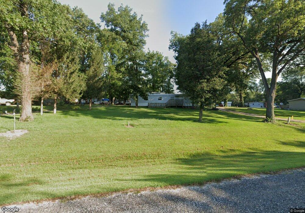 102 Loren Ln, Jacksonville, IL 62650 - photo 1