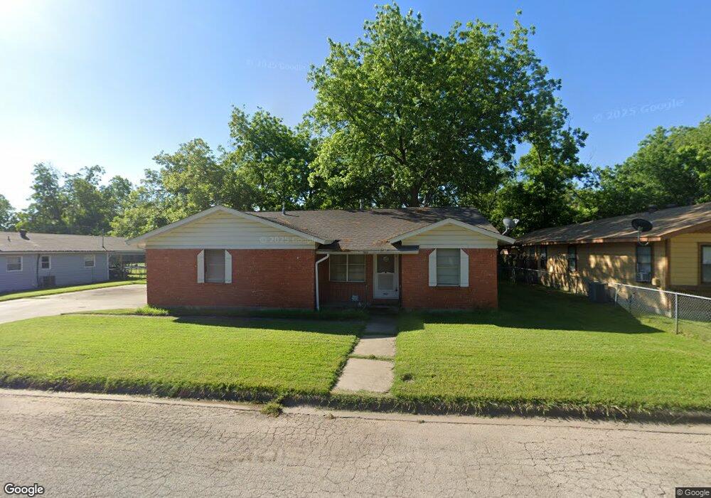 305 Marengo St, Cleburne, TX 76033 - photo 1