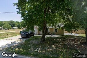 610 N Oswego St, Spring Bay, IL 61611