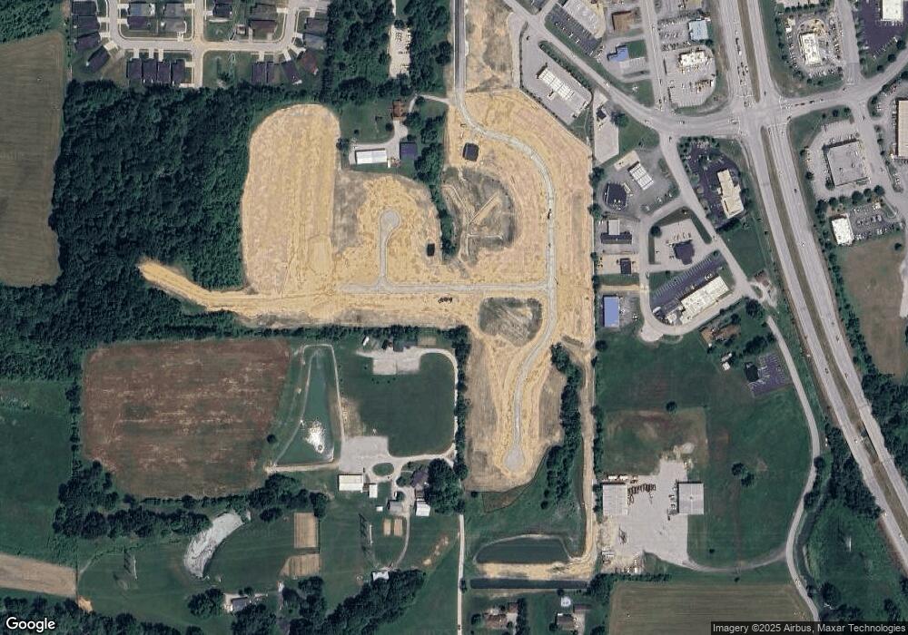 5009 Schaefer Ln, Floyds Knobs, IN 47119 - photo 1