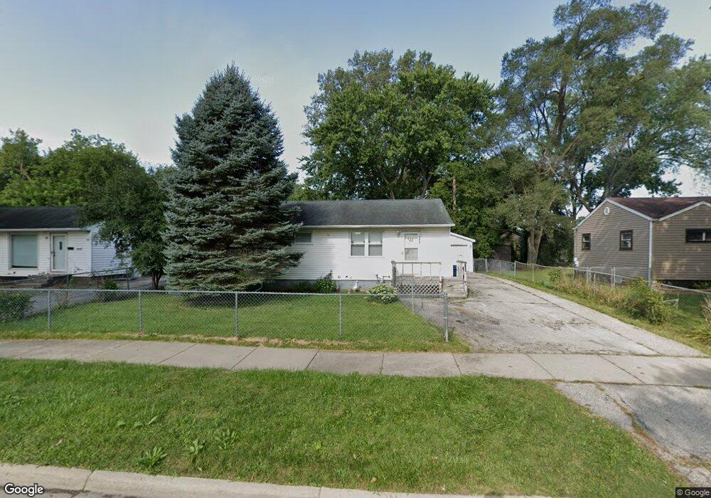 2832 N Pine St, Waukegan, IL 60087 - photo 1