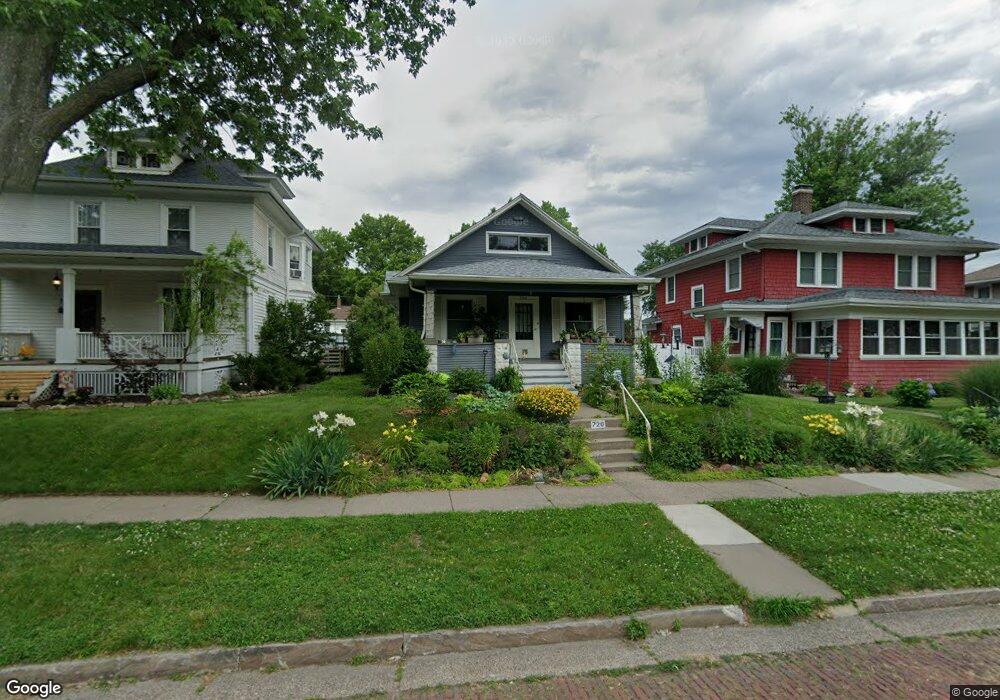 726 E High St, Davenport, IA 52803 - photo 1