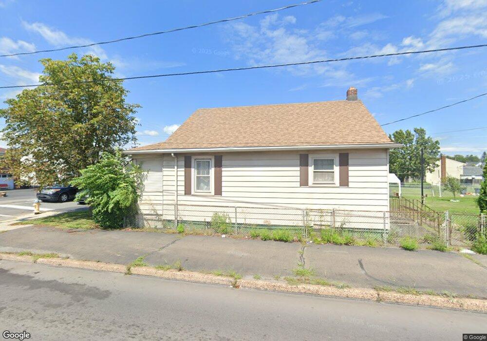 805 Grant St, Hazleton, PA 18201 - photo 1