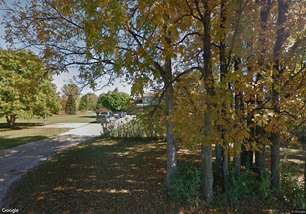 5467 Nichols Rd, Swartz Creek, MI 48473 - photo 1