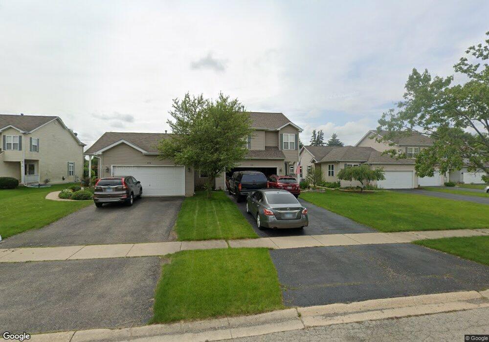 578 Chestnut Dr, Oswego, IL 60543 - photo 1