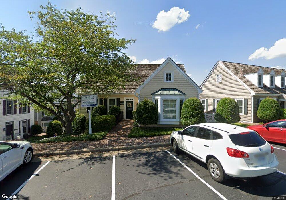 12872 Harbor Dr unit 6, Woodbridge, VA 22192 - photo 1