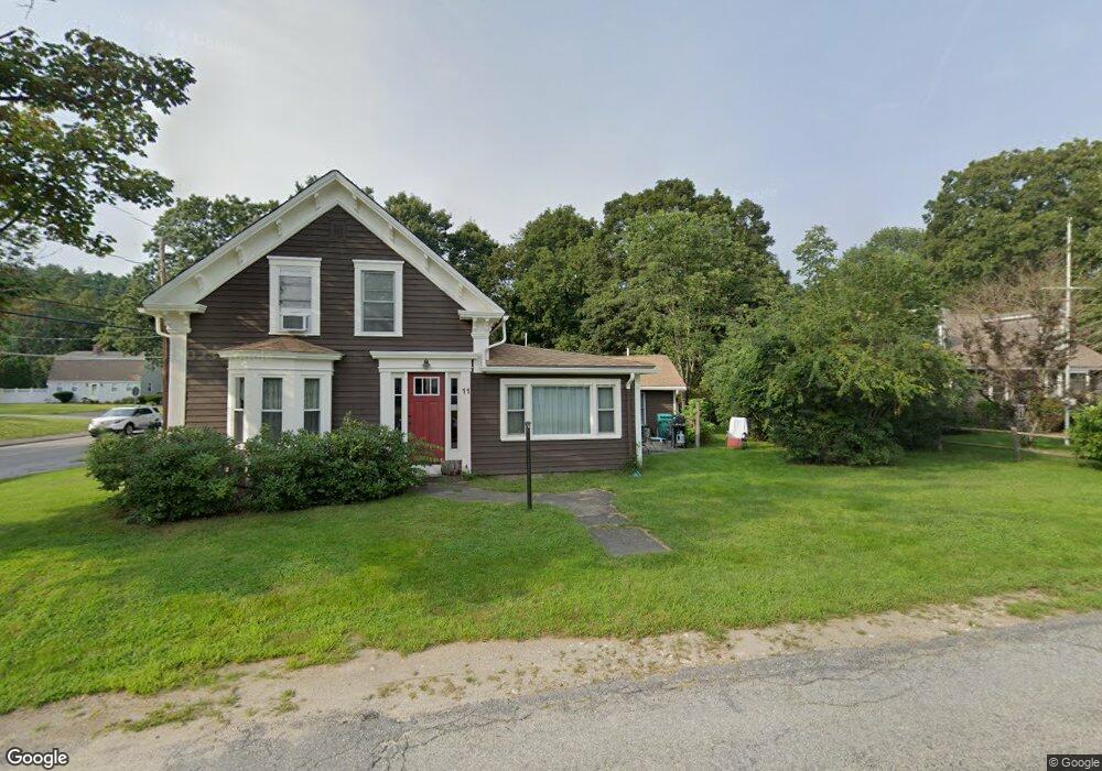 11 Maple St, Upton, MA 01568 - photo 1