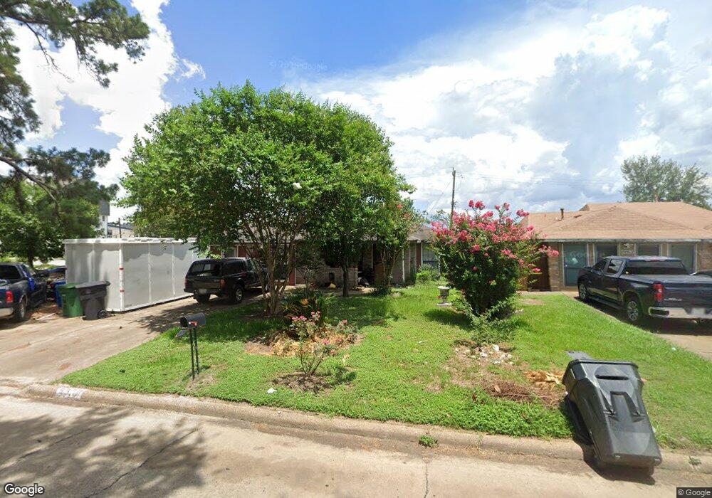 5530 Goldspier St, Houston, TX 77091 - photo 1